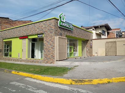 Clinica Veterinaria Animalvet - Cuenca 1 AF1QipPX5nVdNb6iycOo lt Z 5QgUSY74 1OSsir5Wqw408 h306 k no